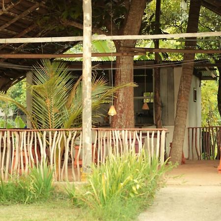 Hotel Panora Garden Mirissa Exterior foto